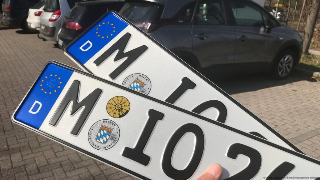ездить на украинских номерах