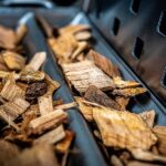 Як правильно вибрати фракцію та породу тріски для копчення