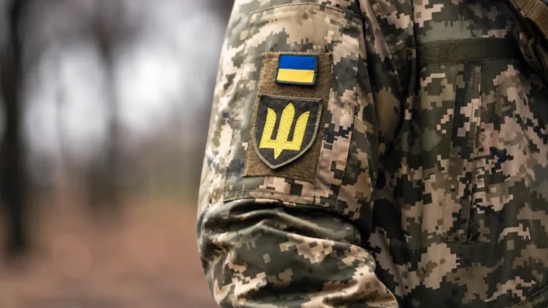Військовим після поранення: 1 помилка в документах зупинить виплати. Що перевірити?