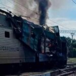 На Миколаївщині дрон атакував приміський поїзд: наслідки.