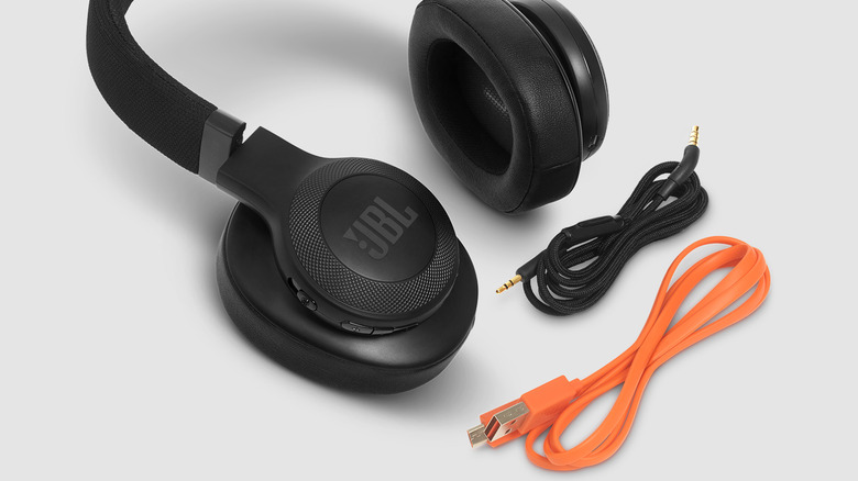 ремонт навушників JBL